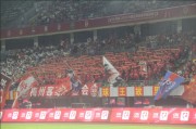  图卢兹主场十人应战，顽强逼平领头羊巴黎  